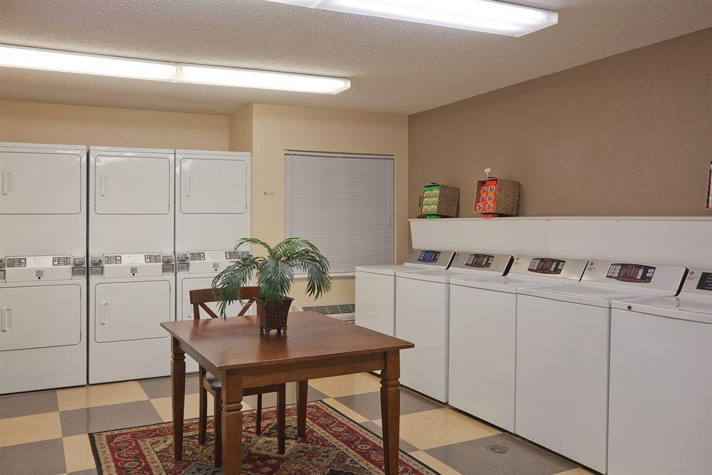 Candlewood Suites Sidney By Ihg Eksteriør billede