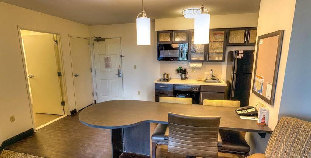 Candlewood Suites Sidney By Ihg Eksteriør billede